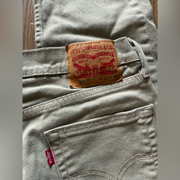 Levi's Men's Slim Fit Jeans - Picture 2 of 3